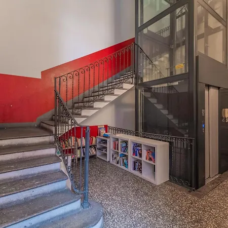 Moda Porta Romana M3 Lodi Tibb Self-check-in شقة